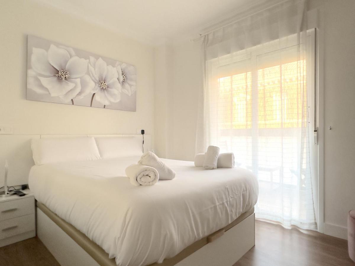 Ayala Malaga City Center 6Pax 外观 照片